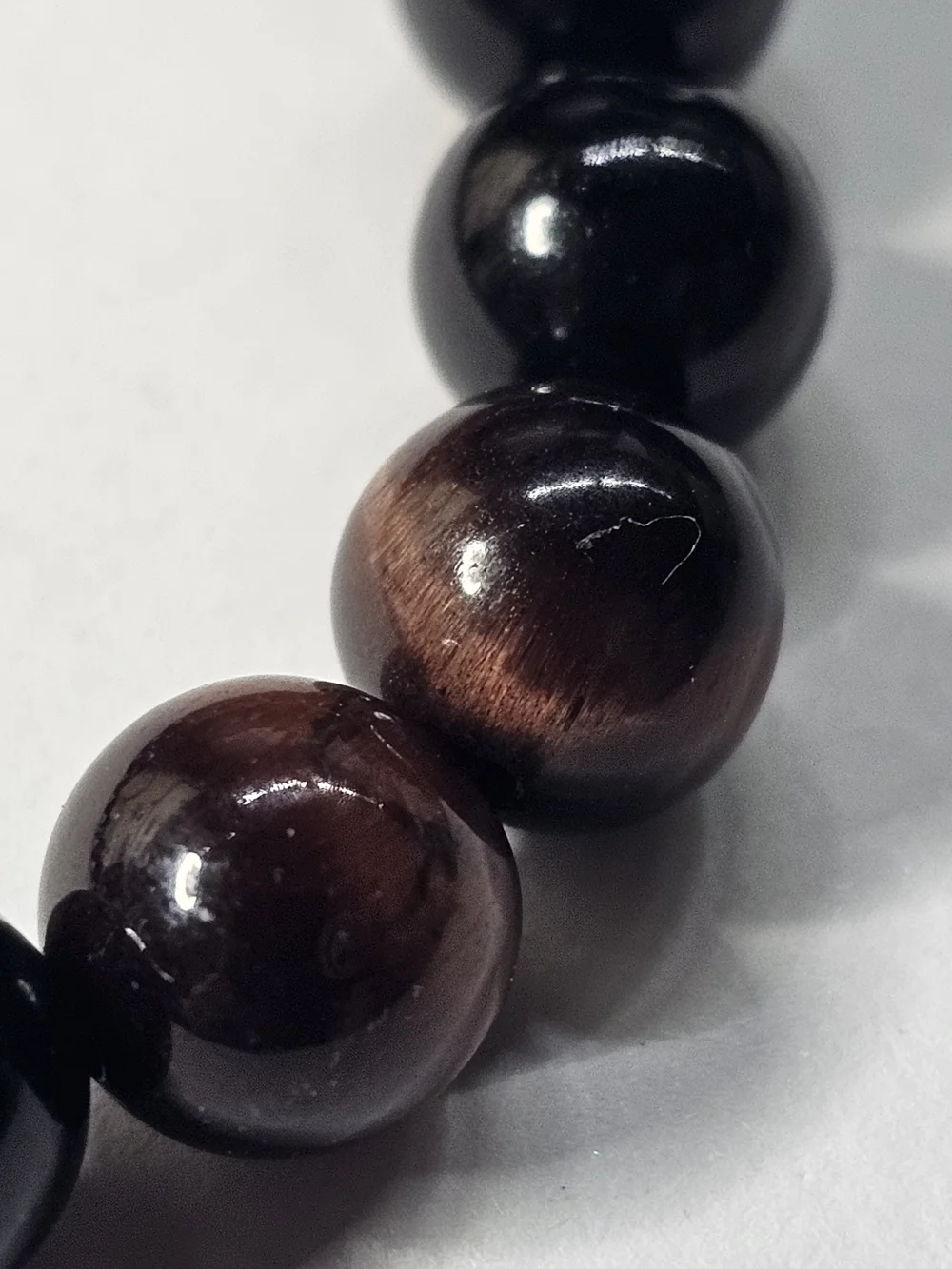 Black and Brown Beaded Men's/women's Bracelet with Tiger Eye Accent